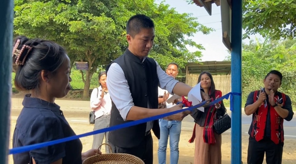 ANMA Integrated Development Association (AIDA) - Don Bosco, SBI Gram Seva programme Dimapur, inaugurated the SHG Pickle & Meat Selling Point, Heap-Loom Weaving and Village Community Kitchen at Diezephe Village on October 29. It was graced by Seyiekhrietuo Solo, NCS EAC Chümoukedima as special guest. Under Entrepreneurship Development and Rural Infrastructure intervention, the project was inaugurated with the objective of encouraging self-employment by promoting small, cottage and local industries, to improve basic rural infrastructure and enhance access to various facilities etc. (Photo Courtesy: AIDA)